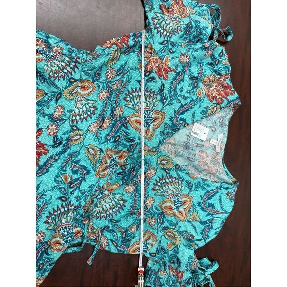 NWT Maurices Wrap Tie Peplum Floral Short Sleeve Blouse Size Medium - Picture 8 of 9